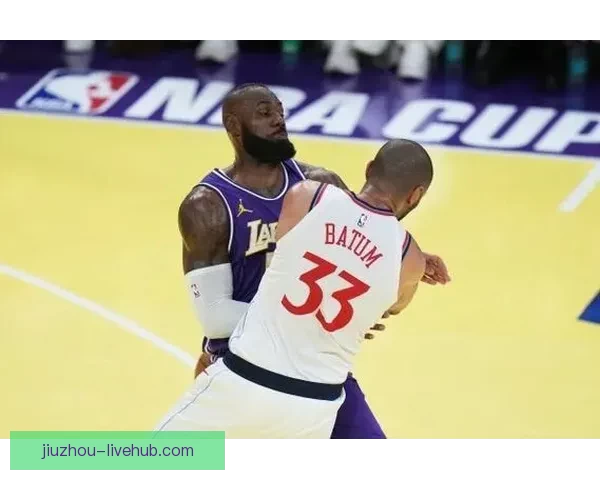 数据帝狂飙53分追平哈登詹姆斯创造NBA历史新纪录